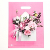 Розовый пакет с цветочным принтом и вырубной ручкой (40х31 см) - Сима-Ленд - купить с доставкой в Новом Уренгое