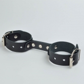 Черные кожаные наручники-фиксатор - Sitabella - купить с доставкой в Новом Уренгое