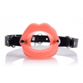 Кляп в форме губ Sissy Mouth Gag - XR Brands - купить с доставкой в Новом Уренгое