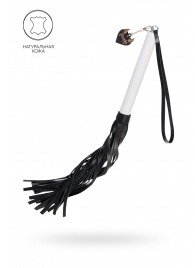 Плеть с белой рукоятью и чёрными хлыстами - 50 см. - Pecado - купить с доставкой в Новом Уренгое