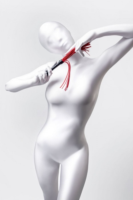 Красно-черный флоггер Anonymo - 28 см. - ToyFa - купить с доставкой в Новом Уренгое