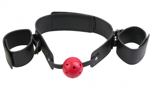 Кляп-наручники с красным шариком Breathable Ball Gag Restraint - Pipedream - купить с доставкой в Новом Уренгое