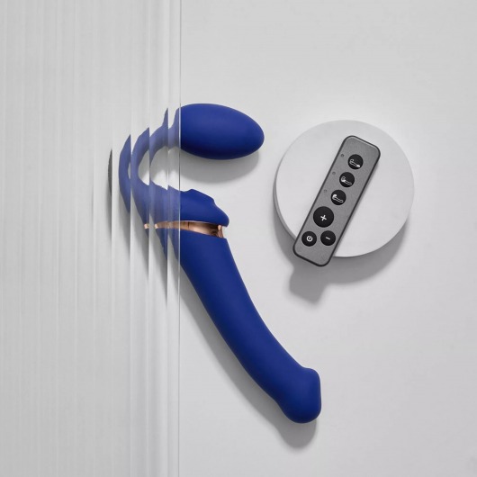 Синий безремневой страпон Multi Orgasm Bendable Strap-On size L с клиторальной стимуляцией - Strap-on-me - купить с доставкой в Новом Уренгое